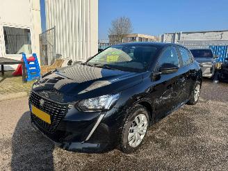 skadebil auto Peugeot 208 1.2 PureTech Active 2022/3