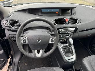 Renault Scenic 2.0 Bose AUTOMAAT picture 11