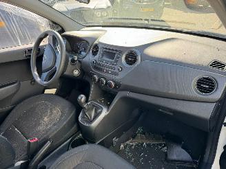 Hyundai I-10 1.0i i-Drive picture 13