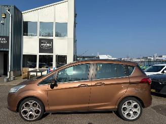 Ford B-Max 1.0 EcoBoost Titanium picture 2