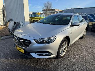 skadebil auto Opel Insignia Grand Sport 1.6 AUTOMAAT CDTI Business Executive 2018/2