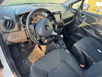 Renault Clio 1.5 dCi ECO Night&Day picture 11