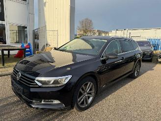 skadebil auto Volkswagen Passat Variant 1.6 AUTOMAAT TDI Business Edition 2016/2