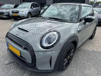 Schadeauto Mini Mini Yours 33 kWh AUTOMAAT 2021/4