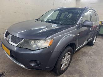 skadebil auto Mitsubishi Outlander 2.4 Inspire 2WD LPG 2009/5