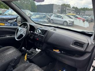 Opel Combo 1.3 CDTi L1H1 Edition picture 15