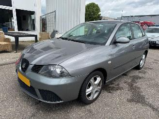 skadebil auto Seat Ibiza 1.4-16V Trendstyle 2008/7