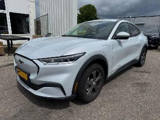 krockskadad bil auto Ford Mustang Mach-e RWD 75 kWh 2021/11