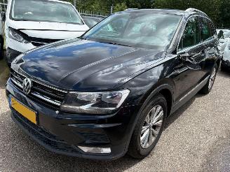 Voiture accidenté Volkswagen Tiguan 1.4 TSI ACT Comfortline 2017/8