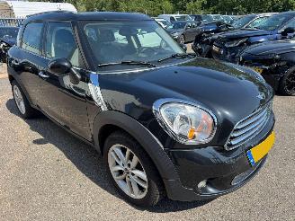 skadebil auto Mini Countryman One 2012/10