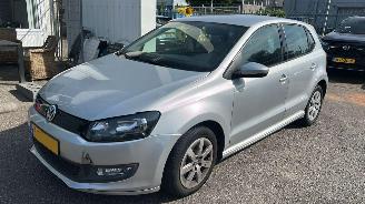 Coche accidentado Volkswagen Polo 1.2. TDI Bluemotion 2013/12