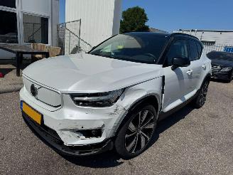 damaged passenger cars Volvo XC40 Recharge P8 AWD R-Design 2020/12