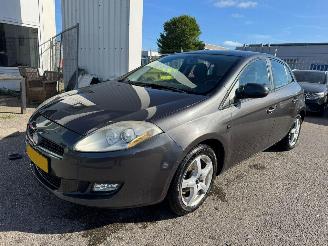 krockskadad bil auto Fiat Bravo 1.4 Active 2007/12