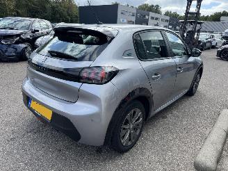 Peugeot 208 EV ActivePack 50 kWh picture 6