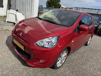 Vaurioauto  passenger cars Mitsubishi Space-star 1.2 Intense + 2014/1