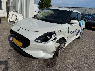 Vaurioauto  passenger cars Suzuki Swift 1.2 Select Smart Hybrid 2026/2