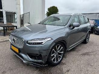 damaged passenger cars Volvo Xc-90 2.0 Automaat T8 Twin Engine AWD Inscription 2016/11