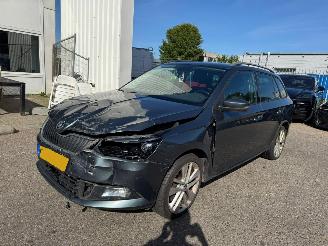 Vaurioauto  passenger cars Skoda Fabia 1.2 TSI AUTOMAAT First Edition Style 2015/4