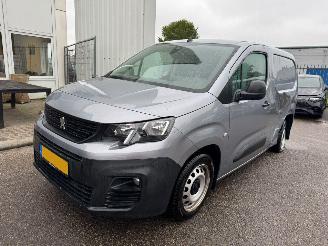 Unfall Kfz Van Peugeot Partner 1.5 AUTOMAAT BlueHDI Premium 2019/11