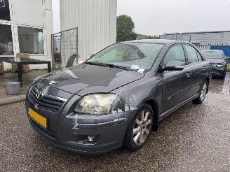 Unfallwagen Toyota Avensis 1.8 VVTi Luna 2006/10