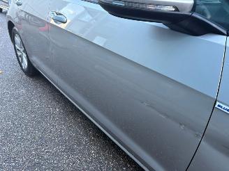 Volkswagen Golf 1.0 TSI Edition picture 7