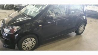 Salvage car Volkswagen Up! Up! (121), Hatchback, 2011 1.0 12V 60 2013/10