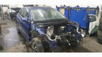 Coche siniestrado Volkswagen Polo Polo VI (AW1), Hatchback 5-drs, 2017 1.0 TSI 12V 2018/4