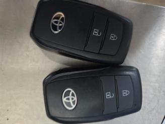 Salvage car Toyota Yaris Yaris IV (P21/PA1/PH1), Hatchback, 2020 1.5 12V Hybrid 115 2023/9