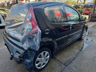 Peugeot 107 107, Hatchback, 2005 / 2014 1.0 12V picture 6