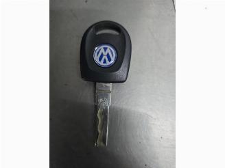 Sloopauto Volkswagen Up! Up! (121), Hatchback, 2011 1.0 12V 60 2014/5