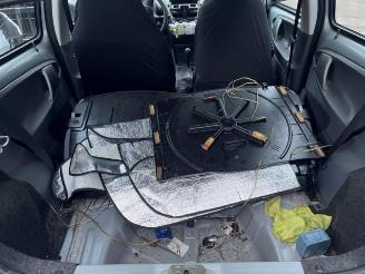 Toyota Aygo Aygo (B10), Hatchback, 2005 / 2014 1.0 12V VVT-i picture 7