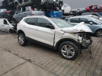  Nissan Qashqai Qashqai (J11), SUV, 2013 1.2 DIG-T 16V 2015/4