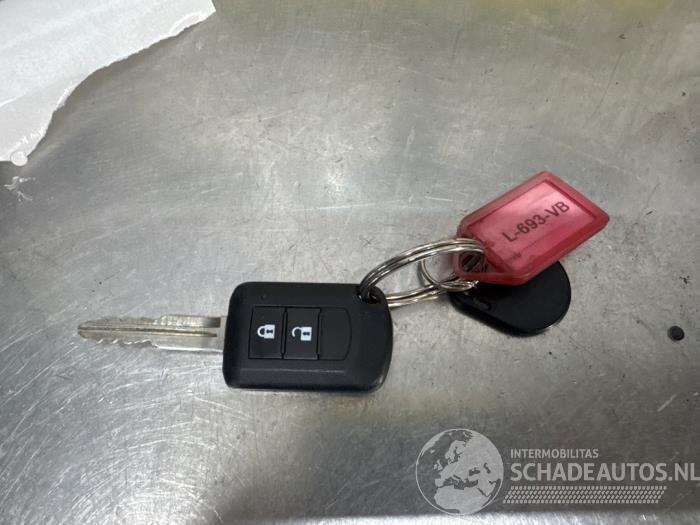 Mitsubishi Space-star Space Star (A0), Hatchback, 2012 1.2 12V