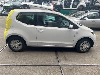 Vrakbiler auto Volkswagen Up! Up! (121), Hatchback, 2011 1.0 12V 60 2012/12
