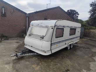 dañado caravana Hobby  525 1998/1
