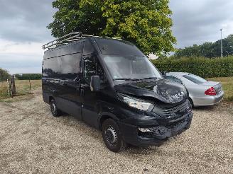 škoda dodávky Iveco Daily Daily 3.0 180 pk automaat 2019/9
