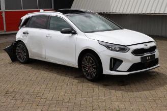 Coche siniestrado Kia Cee d Ceed Sportswagon (CDF), Combi 5-drs, 2018 1.4 T-GDI 16V 2019/11