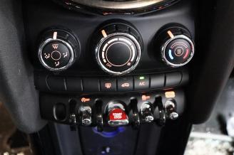 Mini Mini Mini (F55), Hatchback 5-drs, 2013 1.5 12V One picture 32