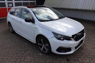 Vrakbiler auto Peugeot 308 308 SW (L4/L9/LC/LJ/LR), Combi 5-drs, 2014 / 2021 1.2 12V e-THP PureTech 130 2019/10