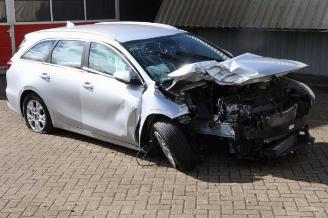 demontáž osobní automobily Kia Cee d Ceed Sportswagon (CDF), Combi 5-drs, 2018 1.0i T-GDi 12V 2022/4