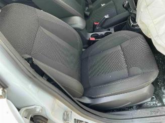 Ford Fiesta Fiesta 6 (JA8), Hatchback, 2008 / 2018 1.0 EcoBoost 12V 125 picture 19