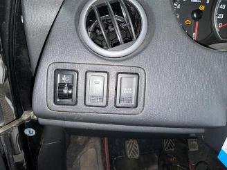 Suzuki Swift Swift (ZA/ZC/ZD1/2/3/9), Hatchback, 2005 / 2011 1.3 VVT 16V picture 22