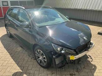  Peugeot 308 308 SW (L4/L9/LC/LJ/LR), Combi 5-drs, 2014 / 2021 1.2 12V e-THP PureTech 110 2017/7
