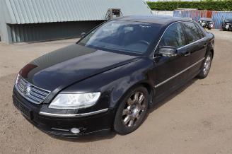 Vrakbiler auto Volkswagen Phaeton Phaeton (3D), Sedan, 2002 / 2016 6.0 W12 48V 4Motion 2002/11