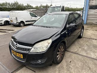 Vaurioauto  passenger cars Opel Astra 1.4 TEMPTATION 2007/8