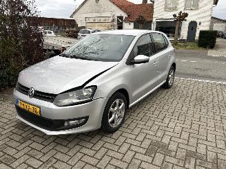 Coche accidentado Volkswagen Polo 1.2 TSI BLEUMOTION EDITION + 2013/8