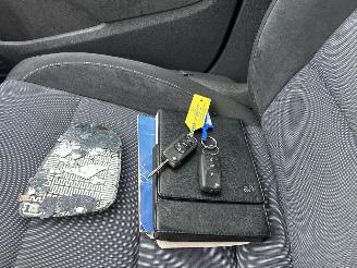 Volkswagen Golf 1.2 TSI STYLE picture 11