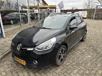 Avarii autoturisme Renault Clio ESTATE 0.9 TCE DYNAMIQUE 2013/9