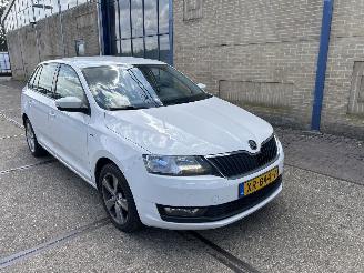 skadebil auto Skoda Rapid 1.0 TSI GREENTECH CLEVER 2019/3