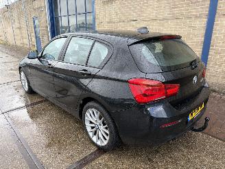 Unfallwagen BMW 1-serie 118 d High Executive 2017/4